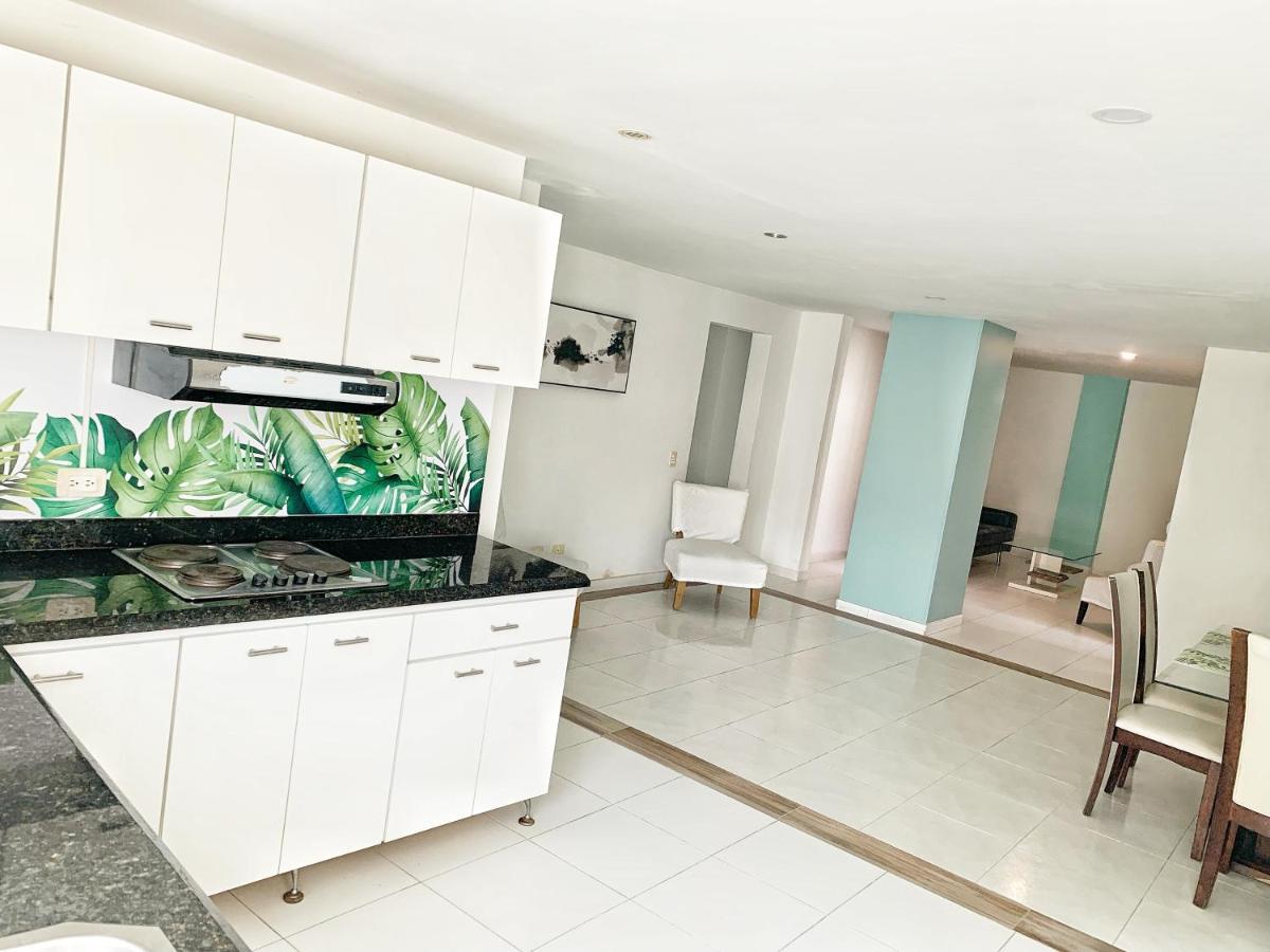 Tropical Breeze Apartamentos ซานอันเดรส ภายนอก รูปภาพ